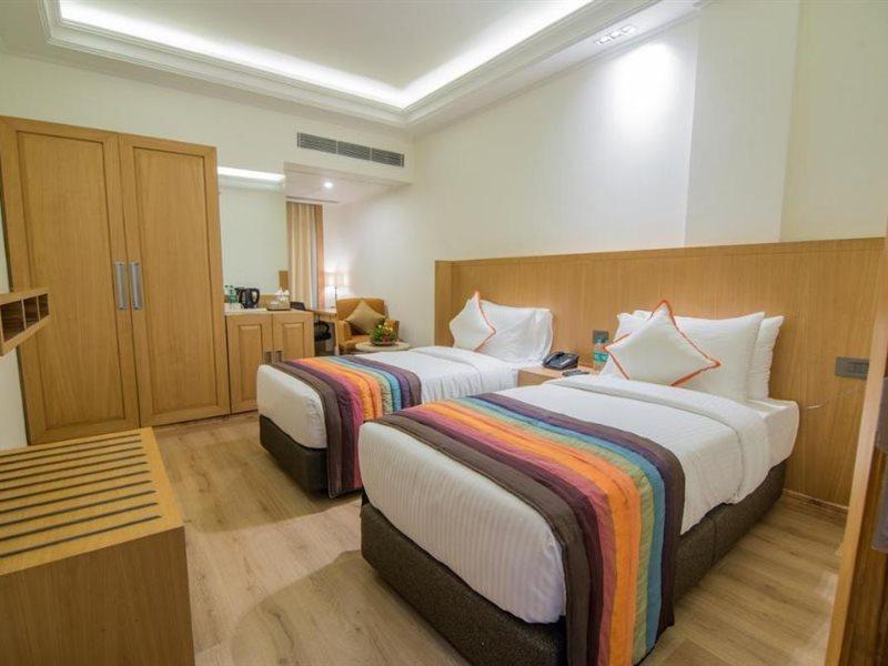 The Imperial Poonam Hotel Phagwāra Extérieur photo